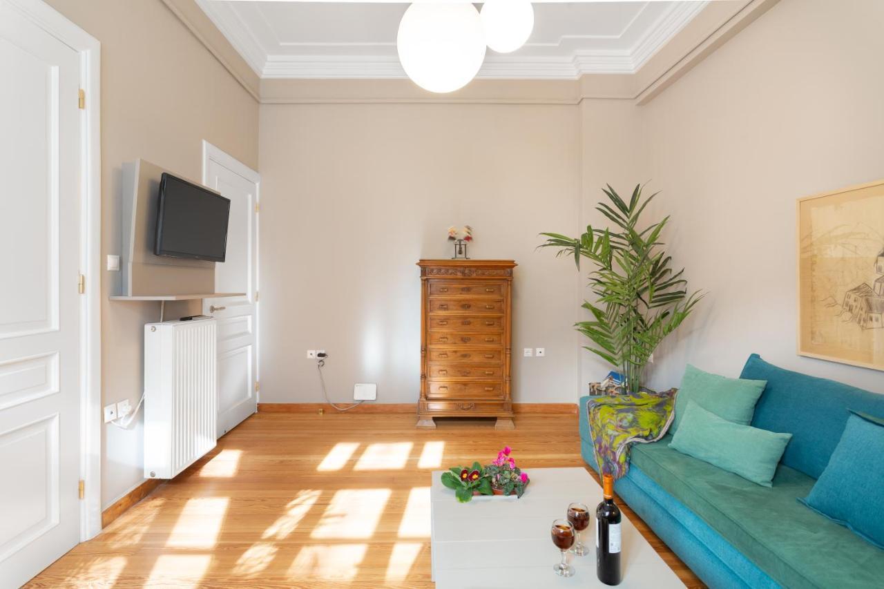 Hidesign Athens Apollon Luxury Apt In Plaka Acropolis Exterior photo