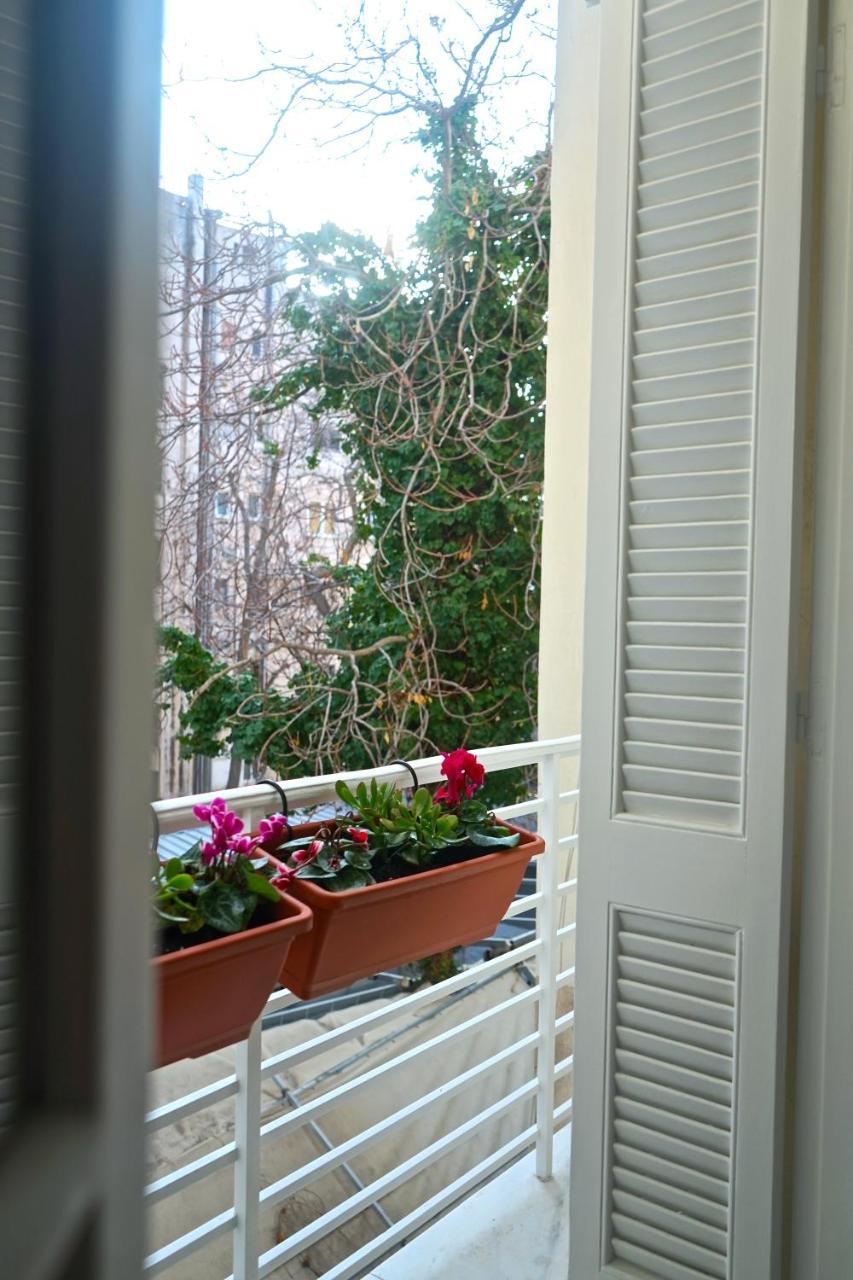 Hidesign Athens Apollon Luxury Apt In Plaka Acropolis Exterior photo